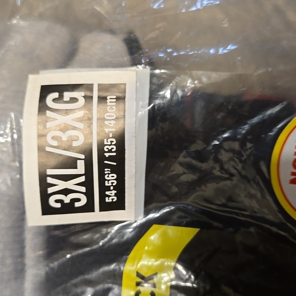 NWT Hanes 3XL Mens 6 Tagless Tanks - Picture 3 of 4